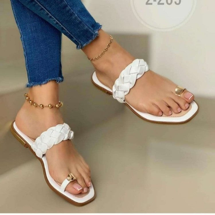 Clipped Toe Belt Flat Slippers